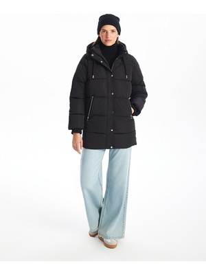 Lc Waikiki Yeni Sezon Kapüşonlu Kadın Şişme Mont