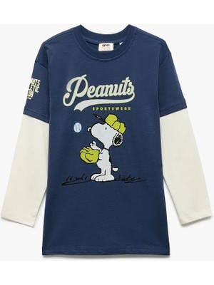 Koton Erkek Çocuk Uzun Kollu Bisiklet Yaka Renk Kontrastlı Lisanslı Snoopy Baskılı Tişört