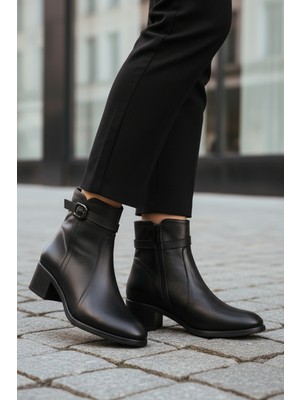 Ayakmod Siyah Hakiki Deri Fermuarlı Içi Polarlı Kadın Bot Premium 24113-1 Z