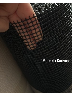 Metrelik Kanvas Plastik Küçük Delikli (5mm) 1x1 Metre (100*100 Cm)