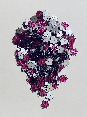 öztürk Taş Görünümlü Çınar Yaprağı Plastik Pul. Ebat:1cm. Tahmini 320-330 Adet. Renk: Pembe.