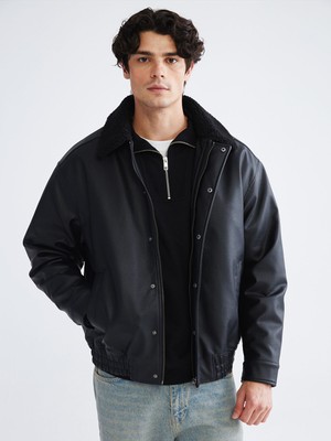 Lc Waikiki Yeni Sezon Pelüş Yaka Erkek Deri Görünümlü Mont