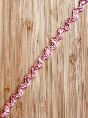 öztürk Su Taşı, Dekoratif Şerit. 1cm x 7,75 + 5.5 Metre. Toplam: 13,25 Metre. Pudra Tonu.