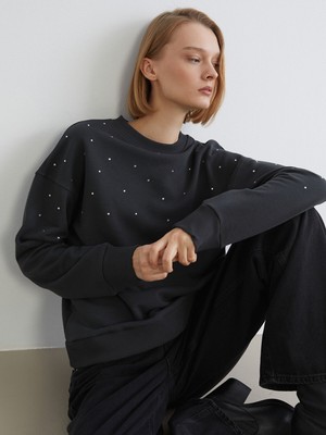 Lc Waikiki Yeni Sezon Bisiklet Yaka Taşlı Oversize Kadın Sweatshirt