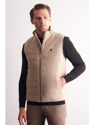 İmza Bej Dik Yaka Fermuarlı Casual Slim Fit Kapitone Yelek 1009255103