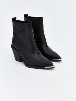 Lc Waikiki Yeni Sezon Deri Görünümlü Kadın Bot