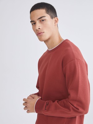 Lc Waikiki Yeni Sezon Bisiklet Yaka Nakışlı Erkek Kalın Sweatshirt