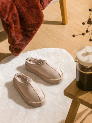 Lc Waikiki Yeni Sezon Süet Görünümlü Kız Çocuk Ev Ayakkabısı