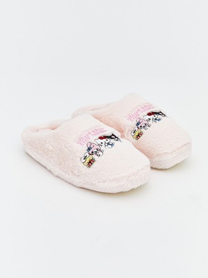 Lc Waikiki Yeni Sezon Hello Kitty Nakışlı Pelüş Kız Çocuk Ev Terliği