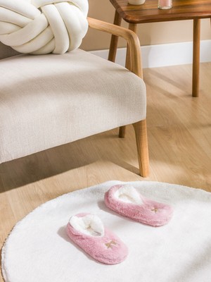 Lc Waikiki Yeni Sezon Fiyonk Nakışlı Pelüş Kız Çocuk Panduf