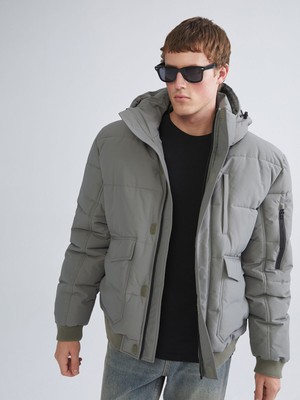 Lc Waikiki Yeni Sezon Standart Kalıp Kapüşonlu Erkek Mont