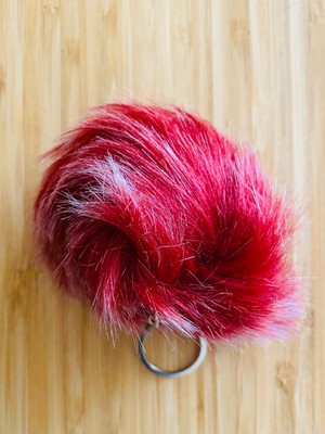 öztürk Ponpon Anahtarlık Yarı Çapı: 7cm 1 Adet. Renk: Bordo