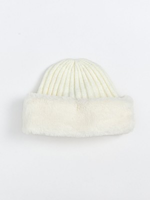 Lc Waikiki Yeni Sezon Pelüş Kürklü Kadın Bere