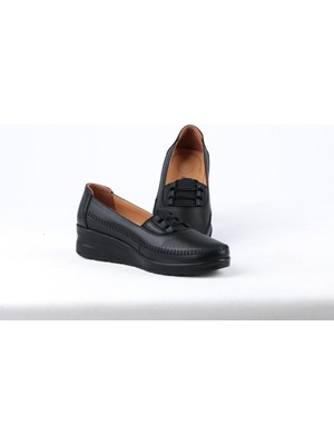 Castle Black 42768-1 Kadın Günlük Hakiki Deri Ortopedik Ayakkabı