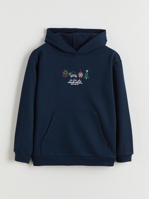 Lc Waikiki Yeni Sezon Kapüşonlu Yılbaşı Temalı Erkek Çocuk Sweatshirt