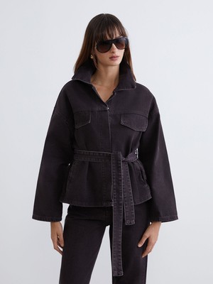 Lc Waikiki Yeni Sezon Gömlek Yaka Beli Kuşaklı Kadın Jean Ceket