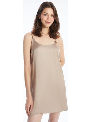 Lc Waikiki Yeni Sezon U Yaka Düz Askılı Saten Kadın Fantezi Gecelik