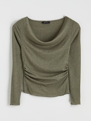 Lc Waikiki Yeni Sezon Dökümlü Yaka Büzgülü Bluz