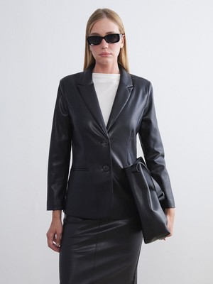 Lc Waikiki Yeni Sezon Kadın Deri Görünümlü Blazer Ceket