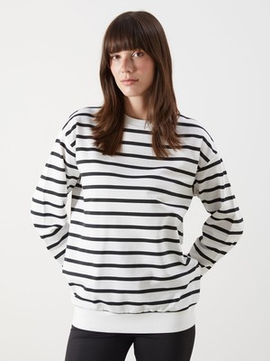 Lc Waikiki Yeni Sezon Bisiklet Yaka Çizgili Kadın Sweatshirt