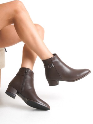 Limeo Kadın Alçak Topuk Metal Detaylı Bilek Boy Fermuarlı Bot Bootie