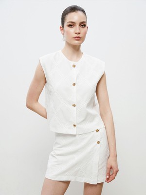 Lc Waikiki Yeni Sezon Bisiklet Yaka Ajurlu Brode Kadın Klasik Yelek