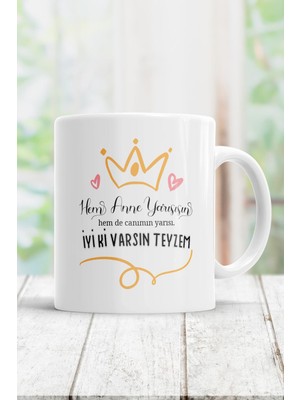 Beyaz Iyi Ki Varsın Teyzem Kupa Bardak