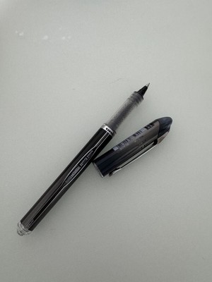 Uni-Ball Roller Kalem Vision Elite Bilye Uç 0.5 mm Siyah (1 Adet)