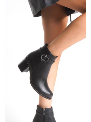 Limeo Metal Detaylı Topuklu Bilek Boy Topuklu Kadın Siyah Bot Bootie