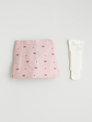 Lc Waikiki Yeni Sezon Fiyonk Nakışlı Kız Çocuk Şort Etek ve Külotlu Çorap