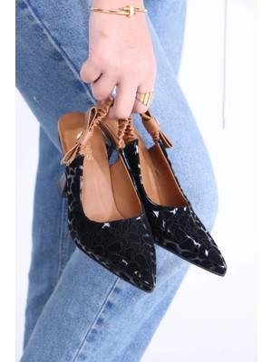 Bosel Toran Siyah Rugan Siyah Süet Detaylı Topuklu Ayakkabı