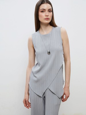 Lc Waikiki Yeni Sezon Bisiklet Yaka Dokulu Keten Karışımlı Bluz