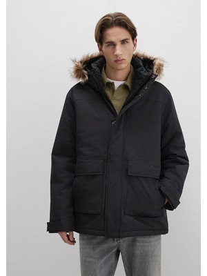 Mavi Kapüşonlu Siyah Parka 0110472-900