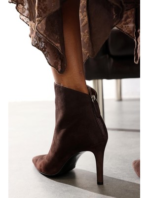 5in1Canpolat Kahverengi Arkadan Fermuarlı Sivri Burun Bot 25408