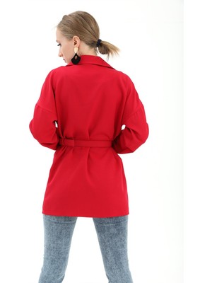 Isawella Düşük Omuz Kemerli Atlas Kumaş Blazer Ceket - Kırmızı