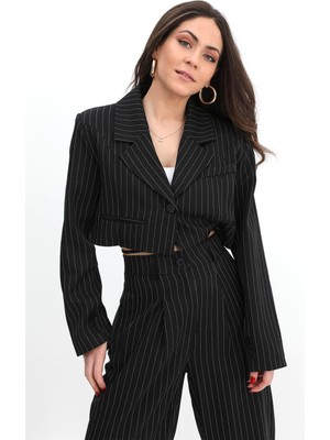 Isawella Ceket Kısa Vatkalı Fleto Cepli Çizgili - Siyah