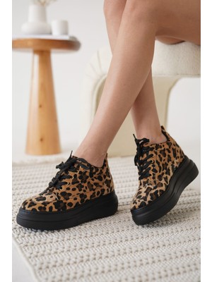Mevese Nerual Kadın Gizli Topuk Siyah Taban Leopar Spor Ayakkabı
