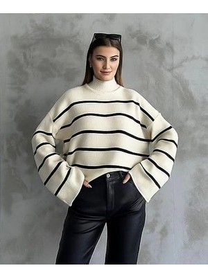 Mesga Butik Çizgili Ispanyol Kol Triko Boğazlı Kazak Beyaz Elf