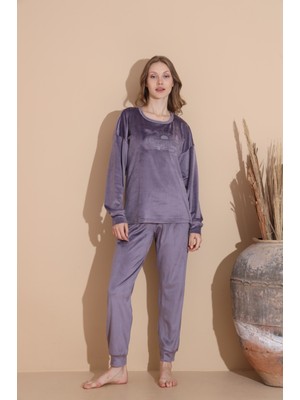 Lukitus Baskılı Kadife Pijama Takımı