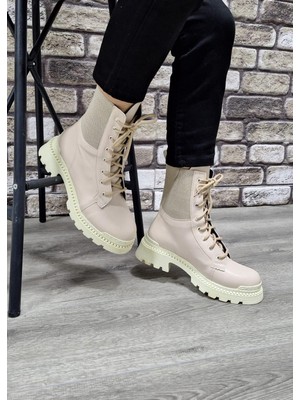 Bukond Bağcıklı Lastikli  Kaymaz Kauçuk Kalın Taban Kadın Günlük Bot