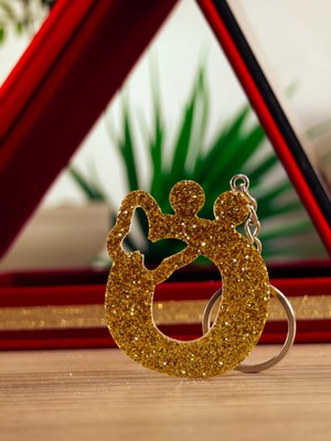 Takıda Gümüş Harf Anahtarlık El Yapımı Epoksi Anahtarlık Kişiyeözel Hediyelik Ürün Harfli Anahtarlık Kelebek Desenli  Anahtarlık