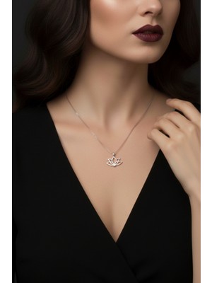 Parmas Design Lotus Çiçeği 925 Ayar Gümüş Kadın Minimal Kolye