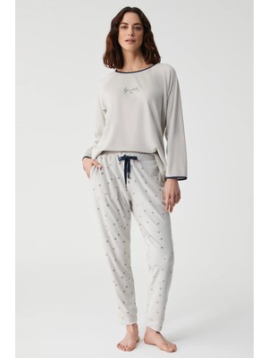 Catherine's Yumuşak Dokulu Uzun Kol Kadife Kadın Pijama Takım 2636
