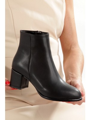 Modabuymus Siyah Mat Kalın Kısa Topuklu Günlük Kadın Bot Aden