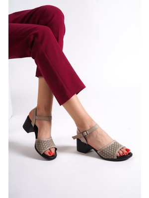 Modabuymus Lita Hakiki Deri Ten Rengi Kalın Topuklu Günlük Sandalet