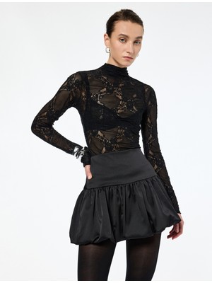 Koton Transparan Slim Fit Dik Yaka Uzun Kollu Dantel Bluz