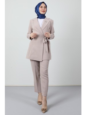 Giza Store Taşlı Broşürlü Takım Bej