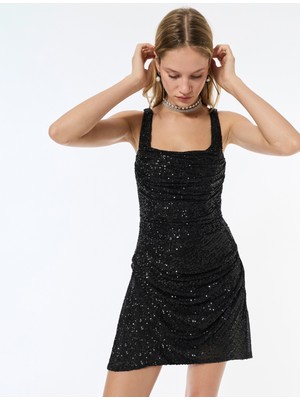 Koton Payetli Kolsuz Degaje Yaka Drapeli Mini Abiye Elbise