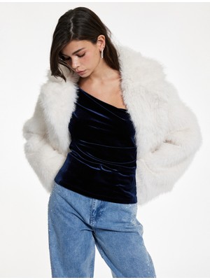 Koton Aksesuar Detaylı Asimetrik Yaka Kolsuz Tek Omuz Kadife Bluz