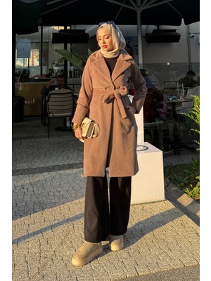 Tesettür Diyarı Düğme Detaylı Astarlı Angora Kaban- Vizon